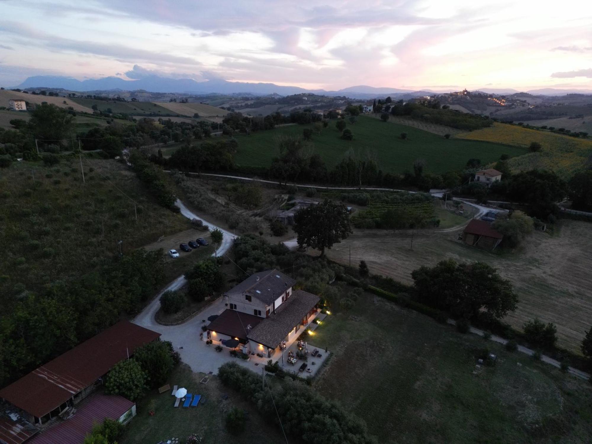 Gastronomic B&B Carlocarla Monte San Pietrangeli Ngoại thất bức ảnh